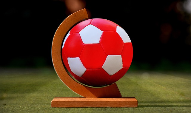 广东宏远队大胜宁波，白矮组合和老将助攻领先，成功避免连败.